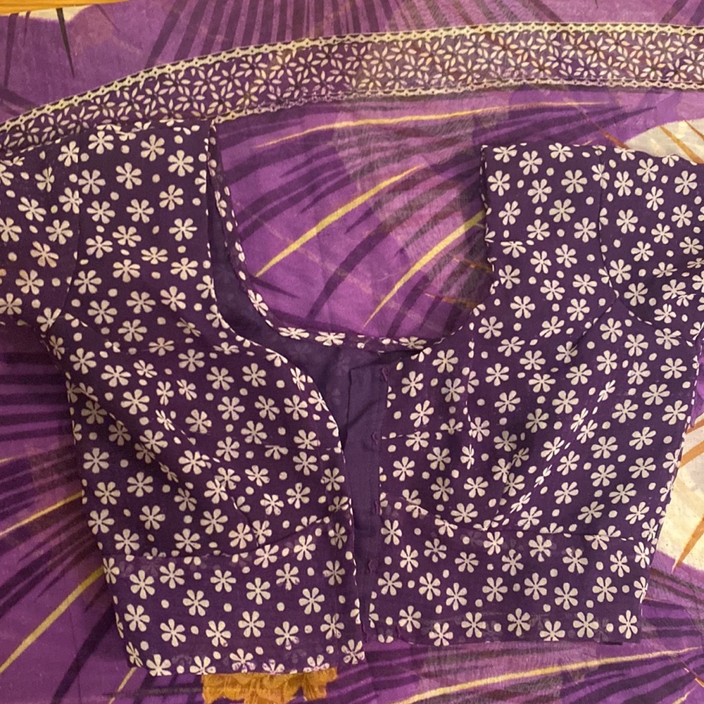 Purple Roses Saree | Floral | India | Small | Top and Bottom